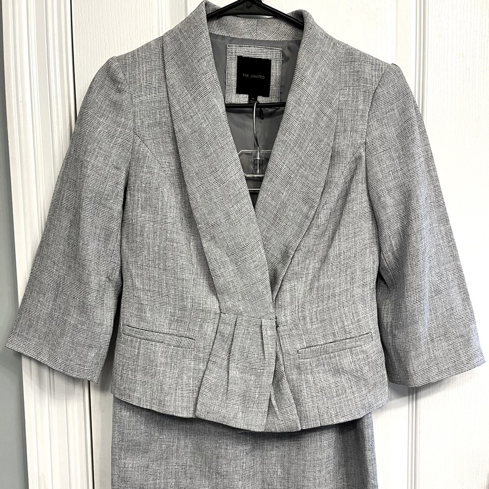 The Limited women’s skirt suit. Jacket is an XS, skirt is size 2.